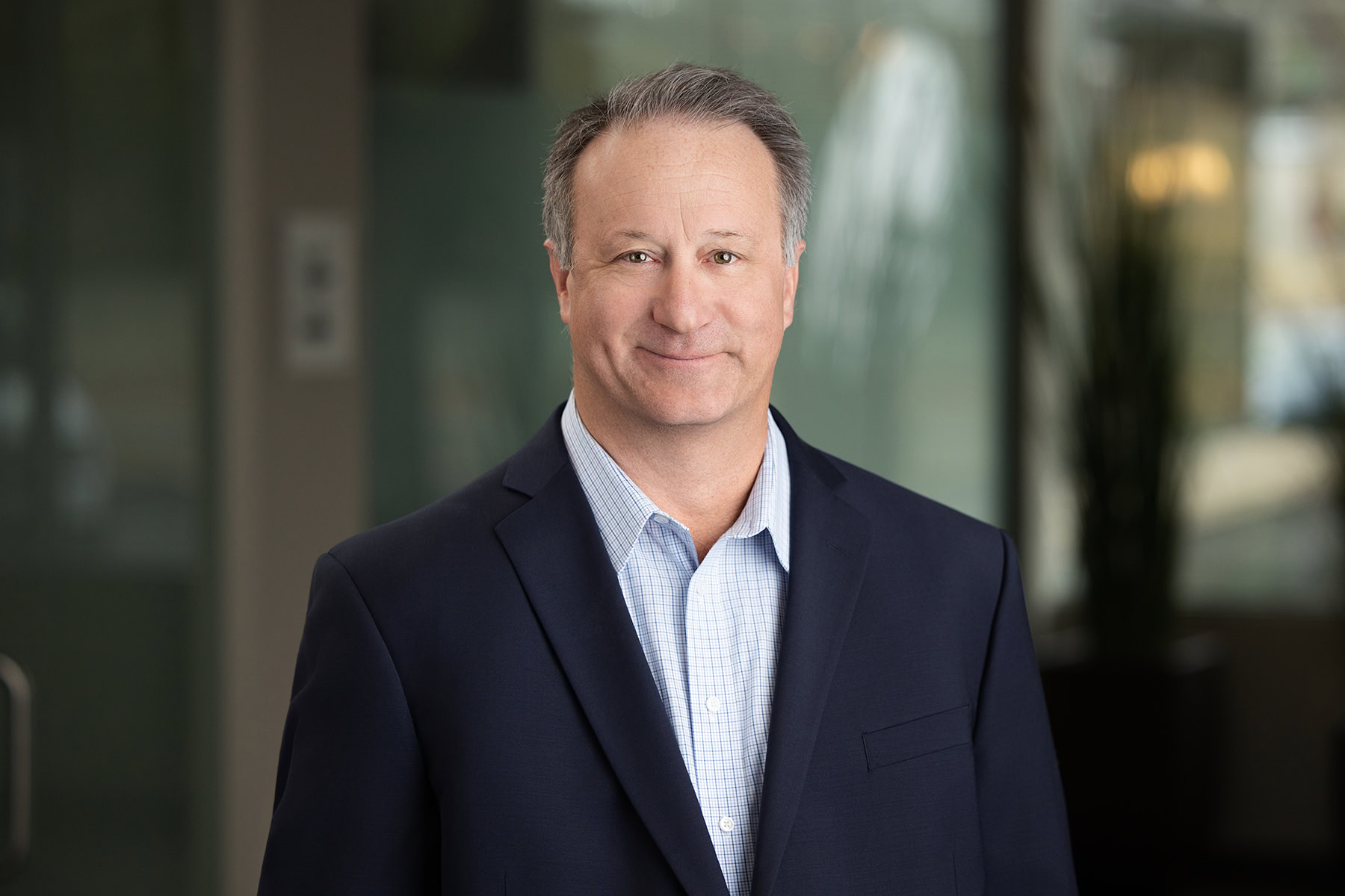 What Hiring Managers And Clients Expect From A Professional Headshot In 2026